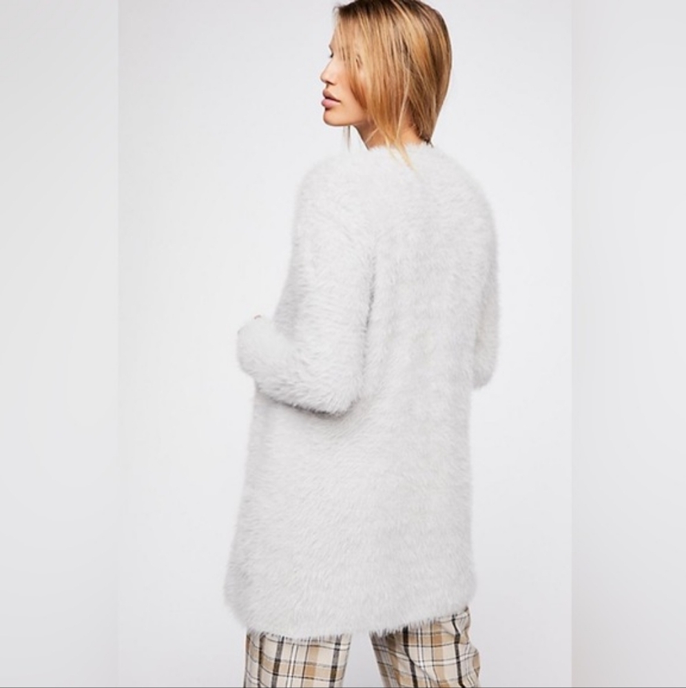 Free People Silver Cloud Faux Fur Cardigan Sweater Size S - Picture 2 of 6